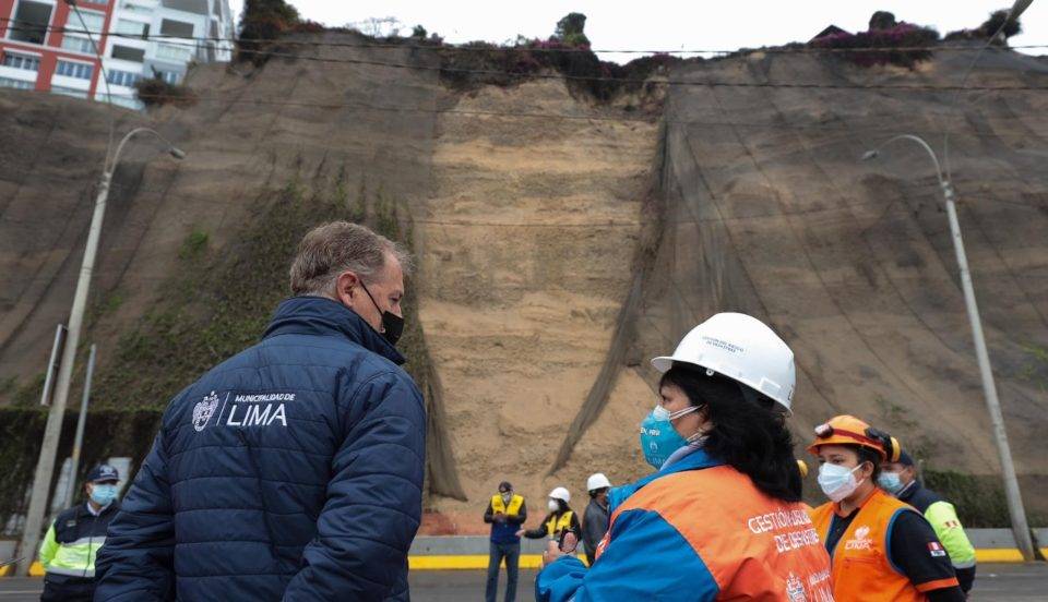 Tramo en el sentido de sur a norte seguirá cerrado por cambio de geomallas.