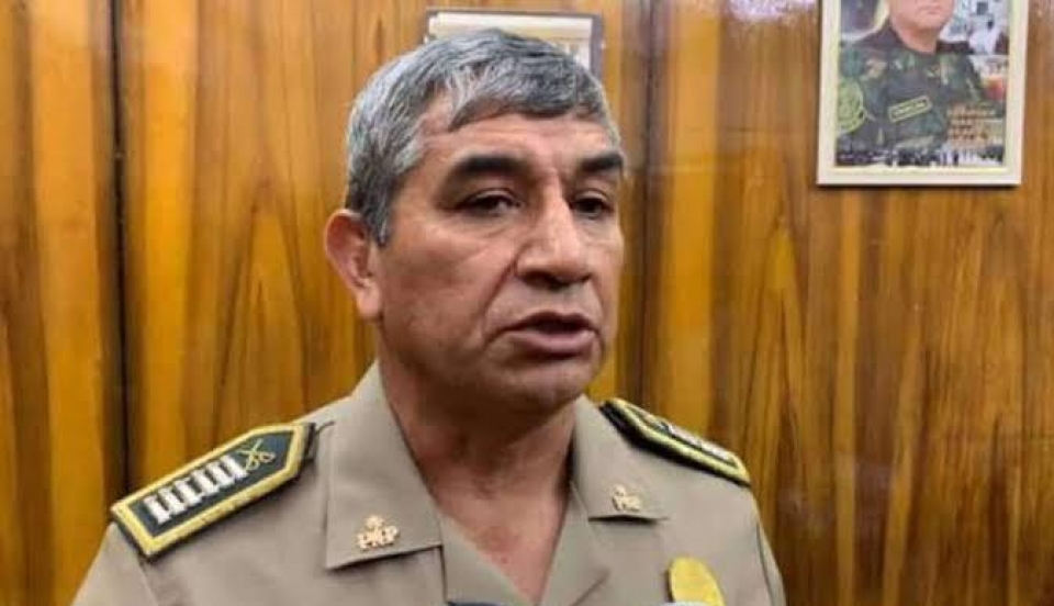 Jefe de la PNP Víctor Zanabria y otros 13 efectivos investigados por compras irregulares que ascienden a 42 millones de soles 
