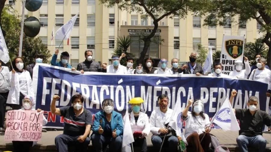 Paro médico por 48 horas en hospitales y centros de atención 