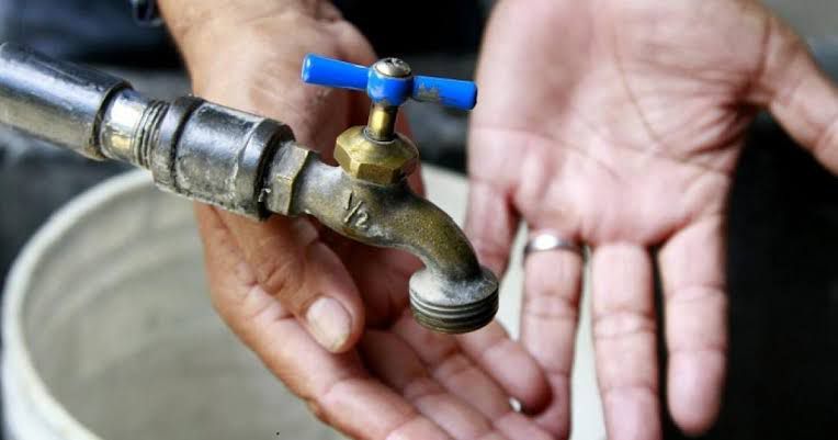 Entérate qué distritos no tendrán hoy viernes servicio de agua potalble 