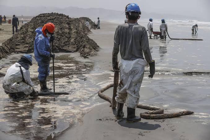 25 playas de Ancón siguen manteniendo la condición de afectadas por derrame de petróleo 