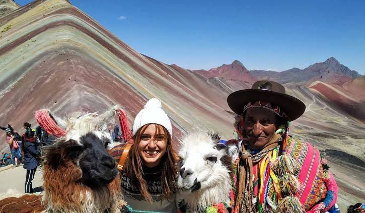 Cusco:  Rayo impacta en la montaña de 7 colores y deja un muerto y 6 heridos 
