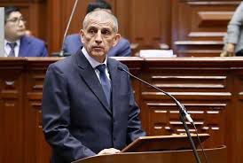 Víctor Torres Falcón presentó su renuncia como titular del ministerio del interior