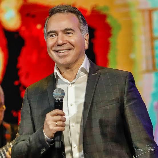 Fallece Francesco Petrozzi: excongresista y exministro de Cultura 