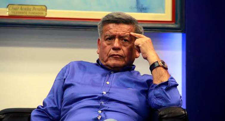 Inician proceso para compra de kit y revocar a César Acuña