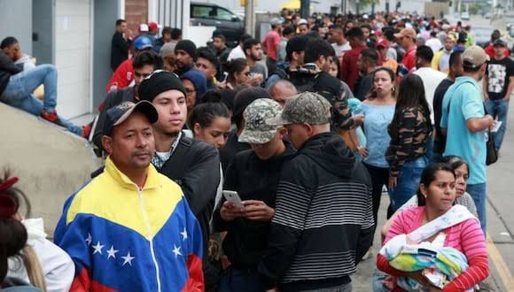 Ciudadanos venezolanos deberán presentar visa y pasaporte para ingresar a Perú
