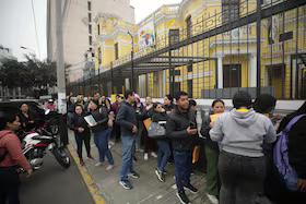 Embajada de Venezuela en Perú suspende indefinidamente su atención y todos los trámites consulares
