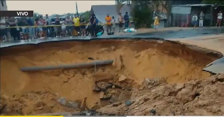 Iquitos: Luvia torrencial de dos horas