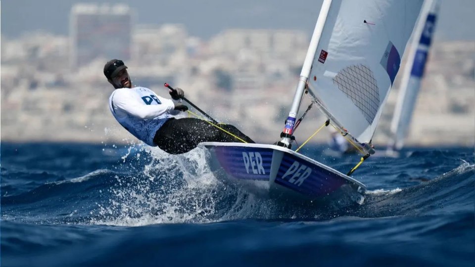Juegos Olímpicos París 2024 : Stefano Peschiera logra medalla de bronce en vela