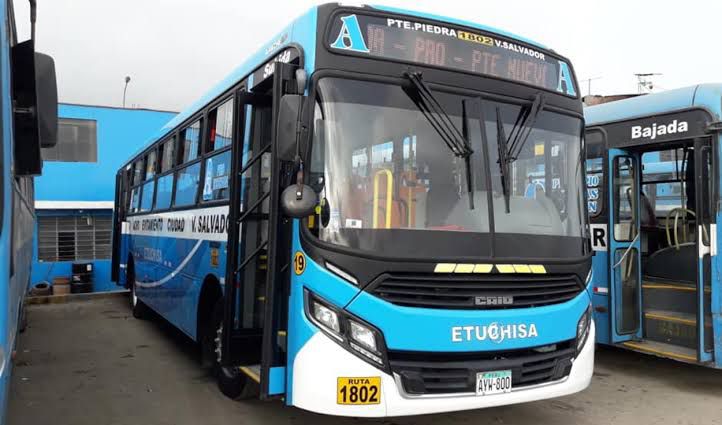Transportistas se ven obligados a pagar cupos para circular en principales avenidas de Lima