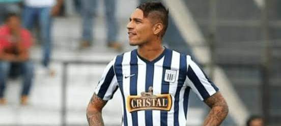 Presentación de Paolo Guerrero a equipo blanquiazul  será lleno total. 
