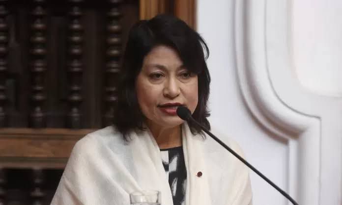 Ex canciller Cecilia Gervasi fue encontrada sin vida dentro de su departamento en Miraflores. 