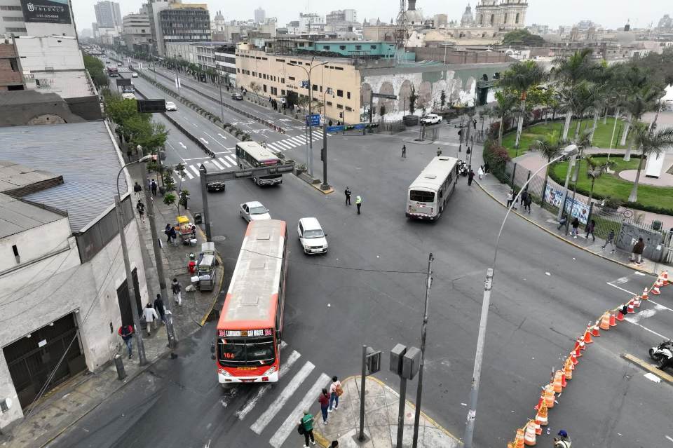 Conoce las nuevas rutas del transporte público tras el cierre del puente Ricardo Palma 