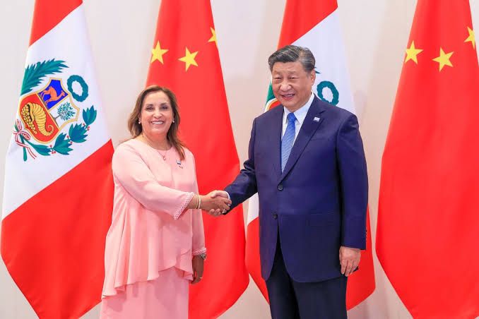 Aprobación de Dina Boluarte cae al 3 % nI la APEC la salvó. Última encuesta de Datum  revela una desaprobación del 94 %  La presidenta de la República