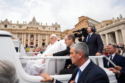 Revelan cómo fueron las últimas horas del papa Francisco y su emotivo mensaje al enfermero