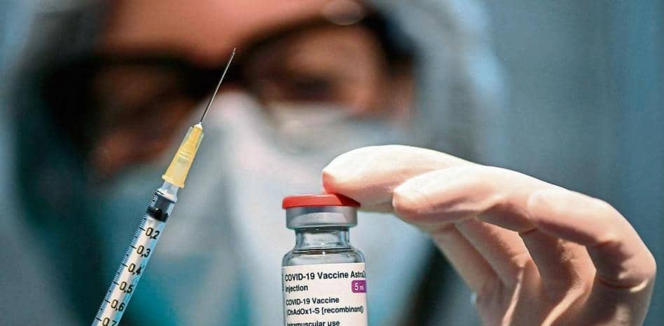 Alemania y España reanudan vacunación contra el COVID-19 con dosis de AstraZeneca