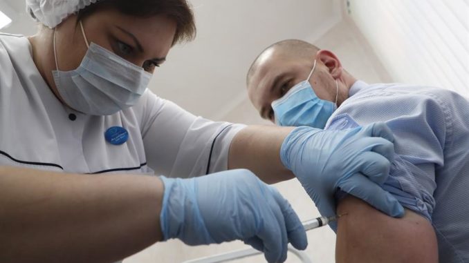 COVID-19: Alemania vacuna por primera vez a más de 600 mil personas en un día 