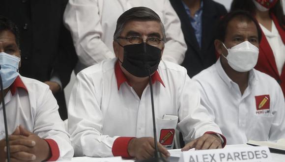 Alex Paredes sigue sin decidir si dará o no el voto de confianza al Gabinete Ministerial