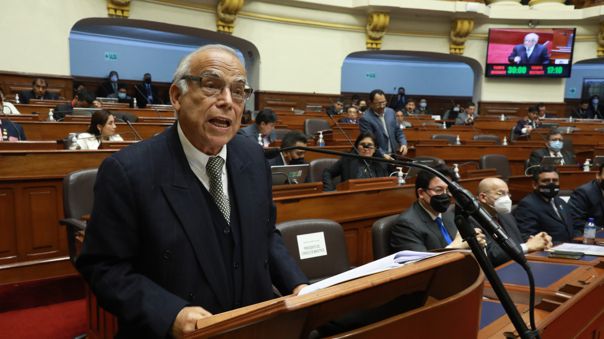 Aníbal Torres fue invitado a la próxima sesión del Pleno del Congreso