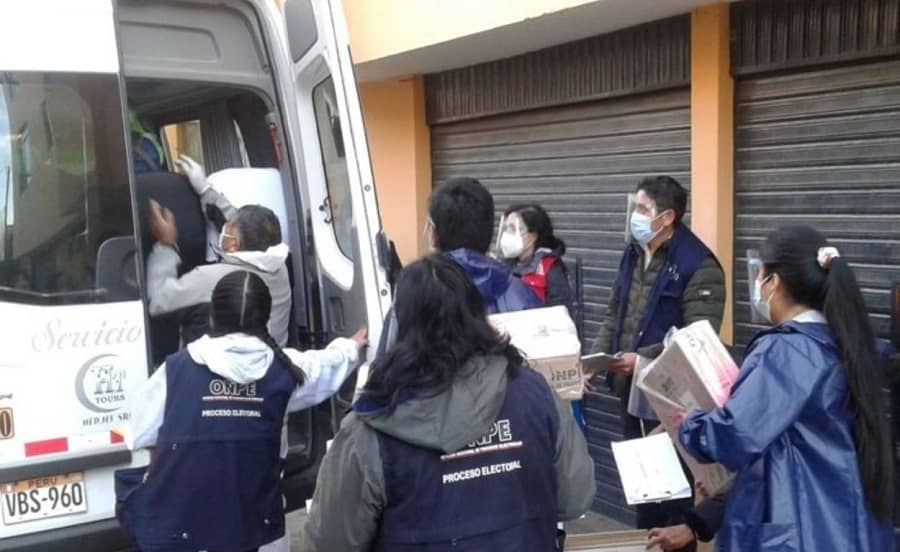 Arequipa: empieza traslado de material electoral a zonas alejadas