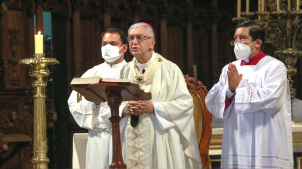 Arzobispo de Lima hizo un llamado a la paz en su saludo por Navidad