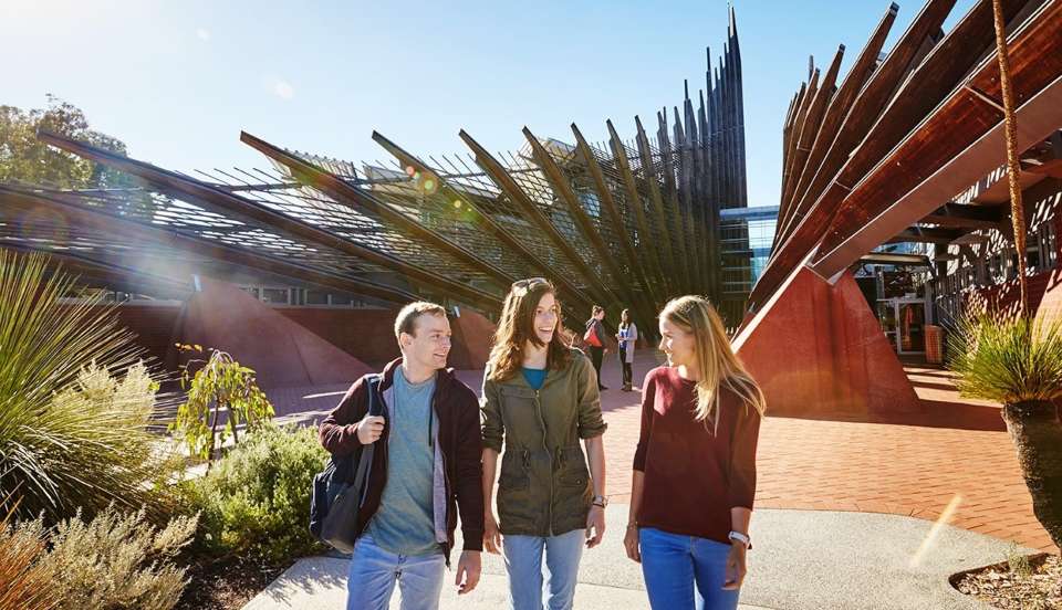 Universitarios podrán estudiar  y trabajar al mismo tiempo en Australia