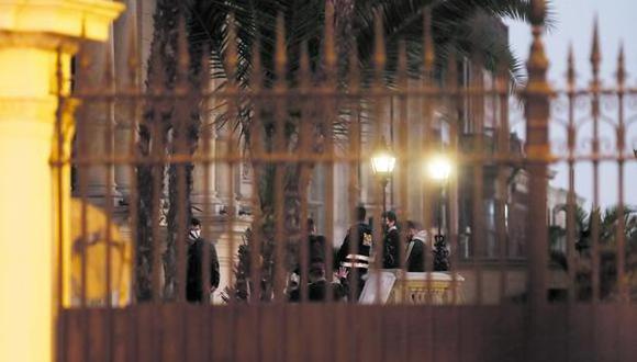 Bancadas critican pérdida de imágenes de cámaras de seguridad de Palacio de Gobierno