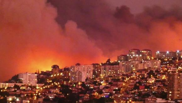Chile: Incendio en Viña del Mar deja dos muertos y consumió 400 viviendas 