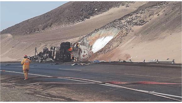 Chimbote: Camión cisterna deja un muerto tras volcadura en la Panamericana Norte
