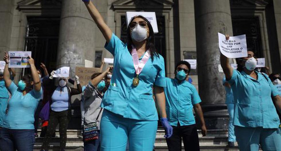 'Vacunagate': Colegio de Enfermeras critica vacunación irregular de funcionarios y empresarios 