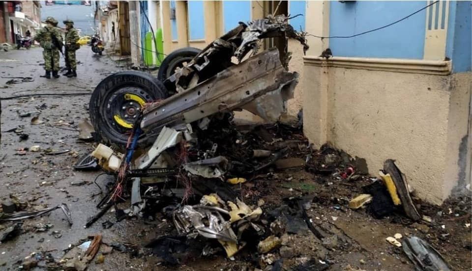 Colombia: Explosión de un coche bomba deja al menos 19 heridos [FOTOS]