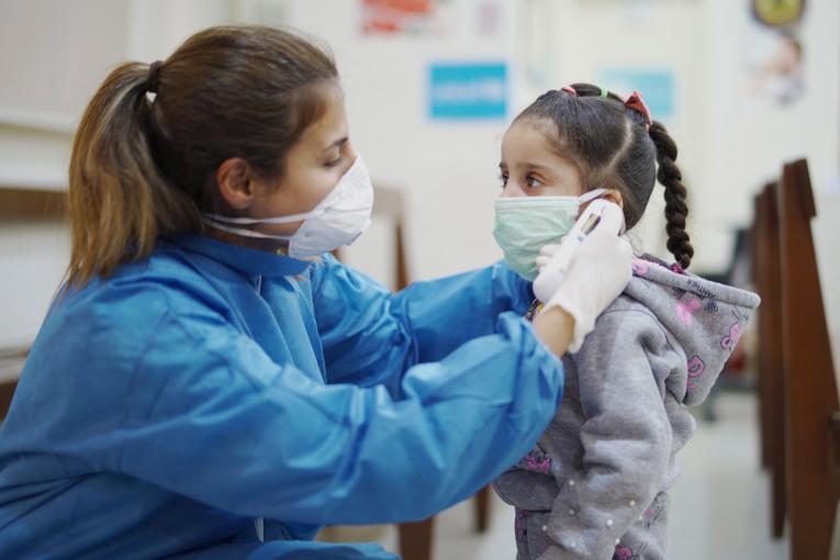 Estados Unidos: Registran más de 225 mil niños hospitalizados por COVID-19