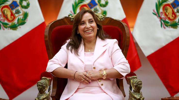 La presidenta Dina Boluarte ofreció una entrevista al canal del Estado en China
