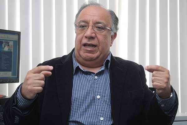 Elecciones 2021: Fernando Tuesta afirma que convencer a los votos frágiles será clave en estos últimos días