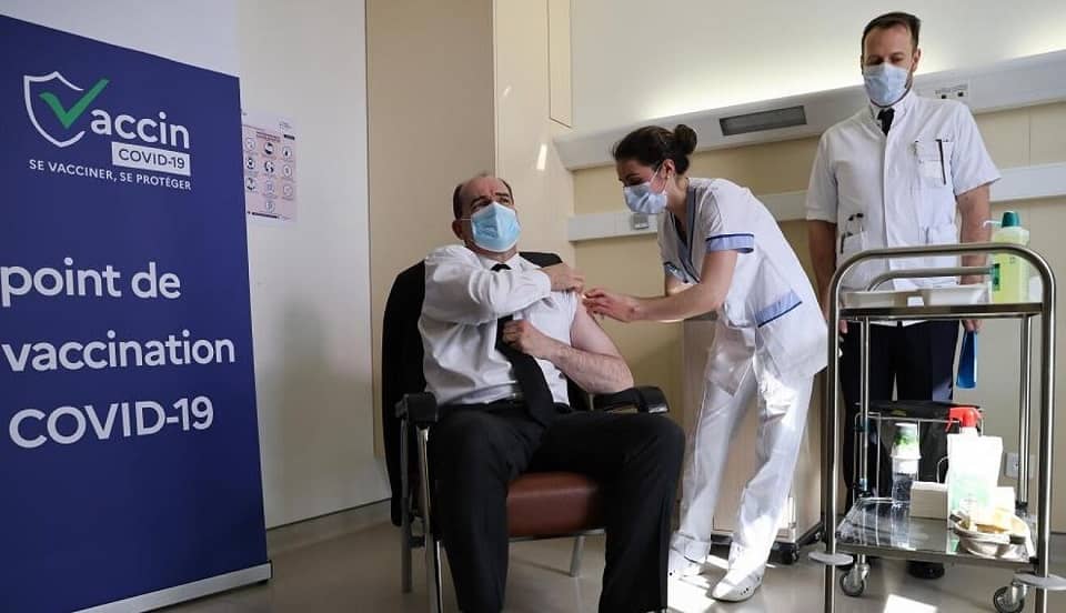 Francia ya vacunó contra el COVID-19 a 20 millones de ciudadanos con al menos una dosis