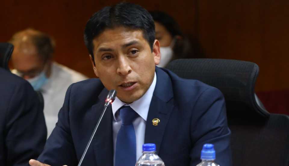 Freddy Díaz: Congresista acusado de violación será el primer procesado sin inmunidad parlamentaria
