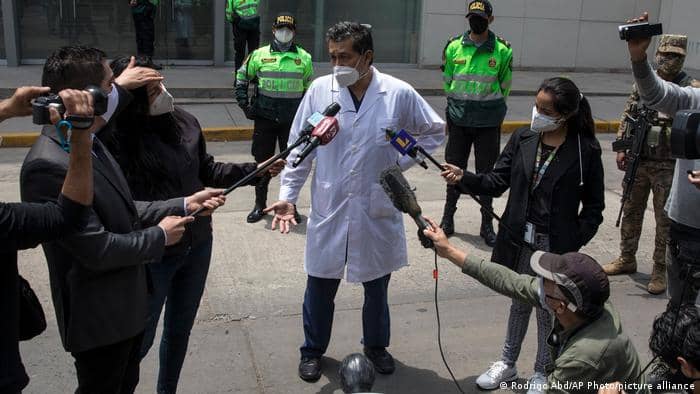 ‘Vacunagate’: Universidad Cayetano Heredia suspende a Germán Málaga como investigador principal de ensayo clínico