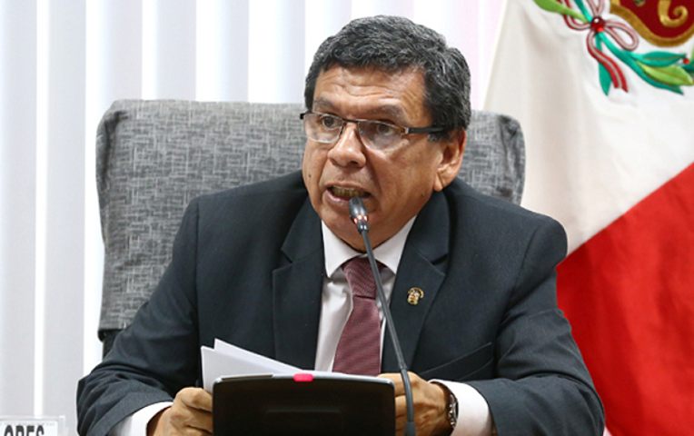 Hernando Cevallos considera que una tercera ola ocasionaría una “catástrofe sanitaria” en el Perú