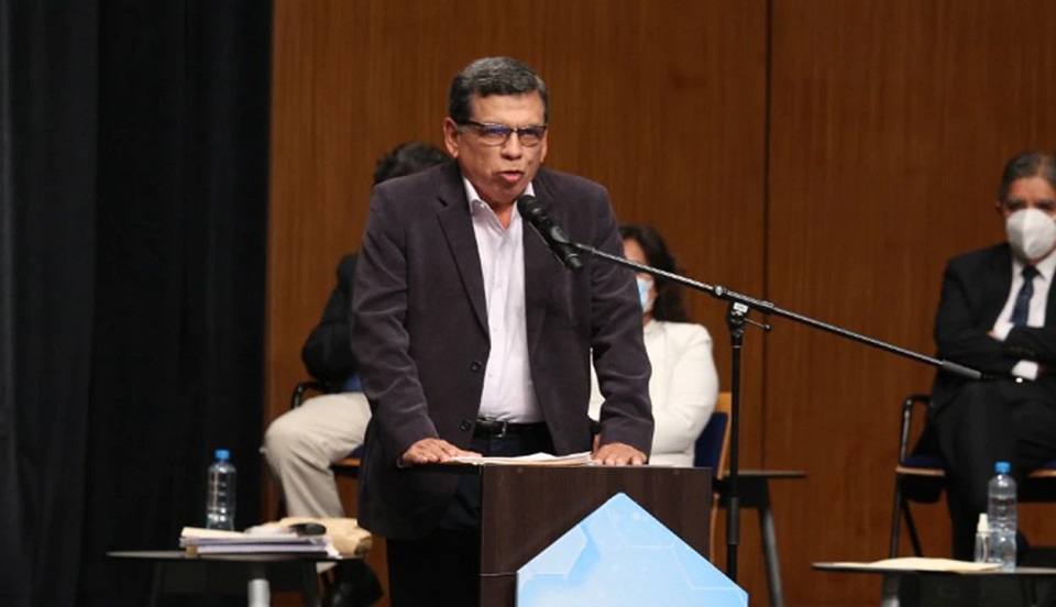 Hernando Cevallos asegura que Perú Libre se sentará a conversar con las grandes empresas