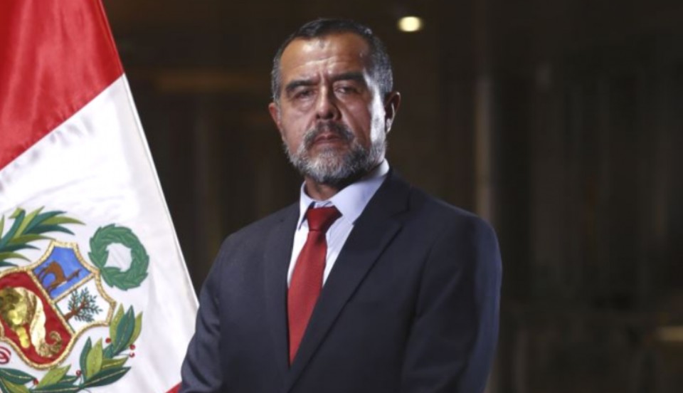 Iber Maraví: Ministro habría participado en atentado terrorista