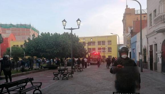 Cercado de Lima: Esta tarde se reportó incendio en el jirón Huanta