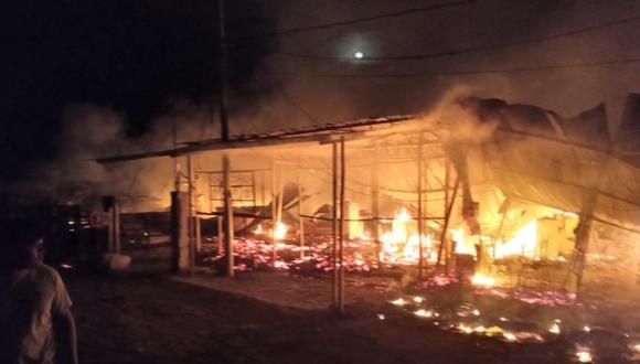 [VIDEO] Incendio en Máncora deja dos niños muertos 