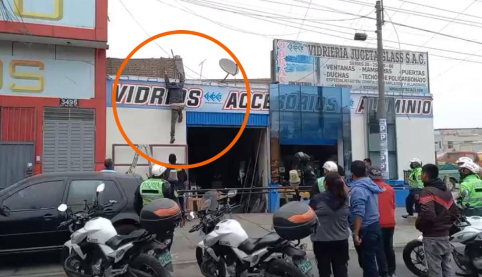 Capturan a venezolano que huía por los techos tras asaltar local de reciclaje