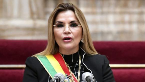 Bolivia: Expresidenta se encuentra estable tras intentar quitarse la vida