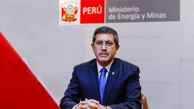 Viceministro de Energía y Minas presenta su renuncia irrevocable