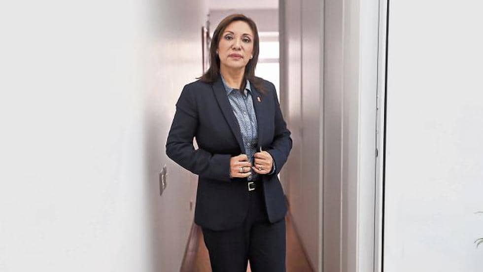 JEE acepta renuncia de exprocuradora Julia Príncipe a su candidatura al Congreso