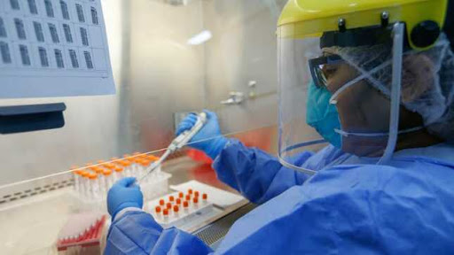 COVID-19: Desde el segundo semestre del 2021 los laboratorios comenzarán a comercializar las vacunas con los privados