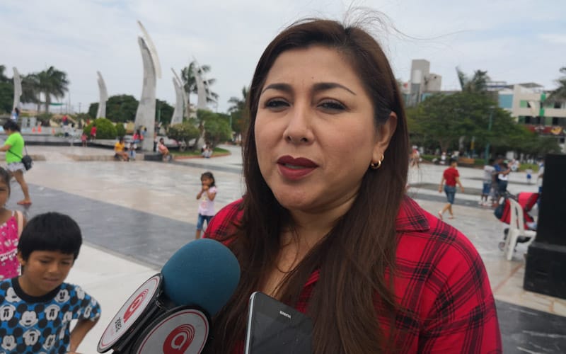 Lady Camones “exige” a Pedro Castillo el “retiro inmediato” de Iber Maraví