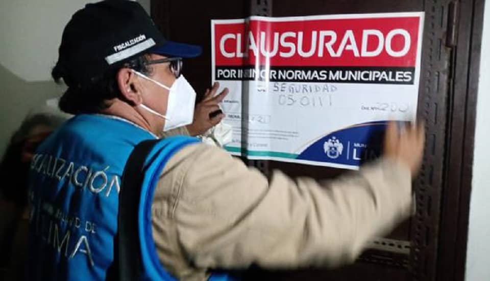 Lima: prostíbulos clandestinos en Centro Histórico son clausurados por Municipalidad