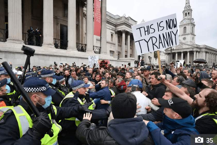 COVID-19: Miles de personas se manifiestan en Londres contra el confinamiento